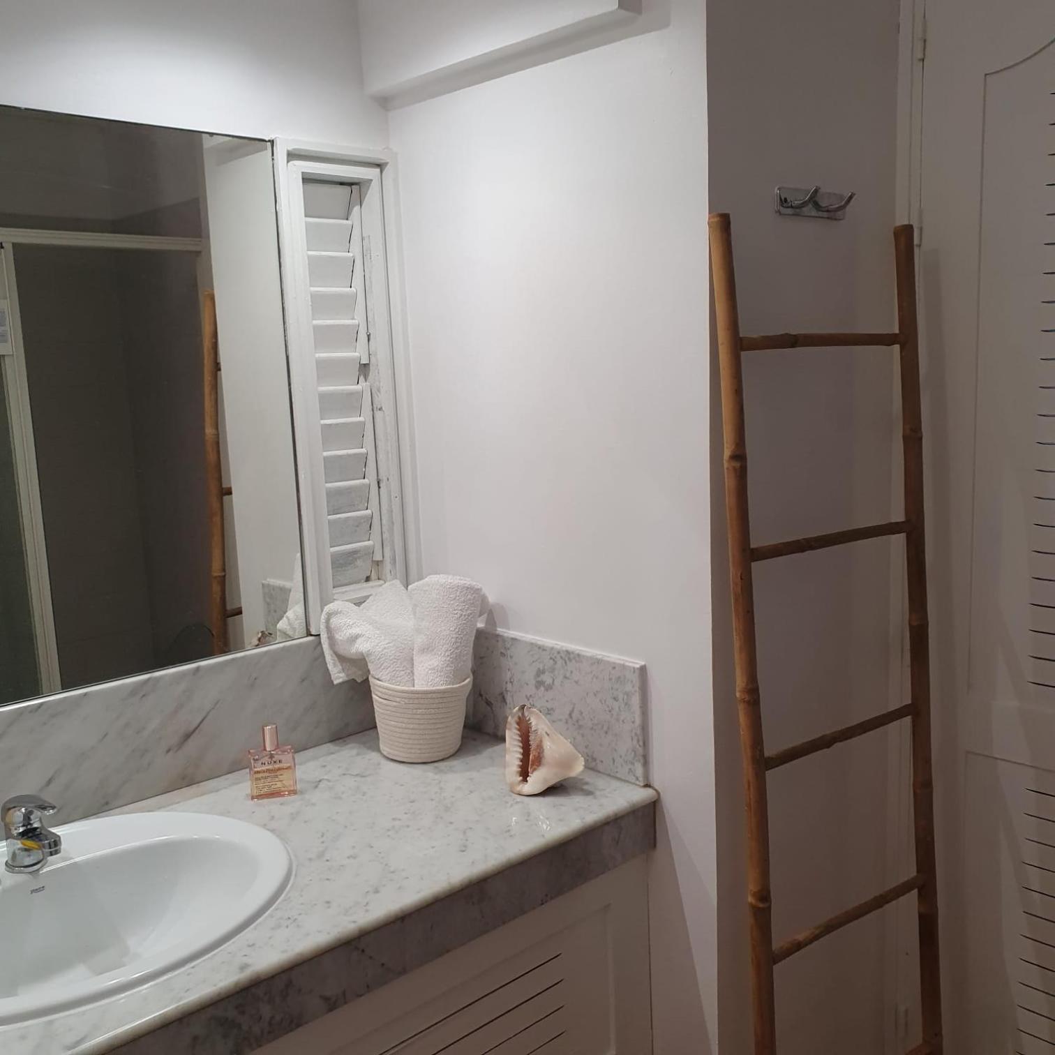 Appartement De La Baie, Vue Magnifique, Tartane La Trinité Exterior foto